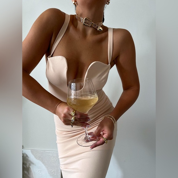 U-NECKLINE MAXI DRESS BEIGE - Picture 4 of 16